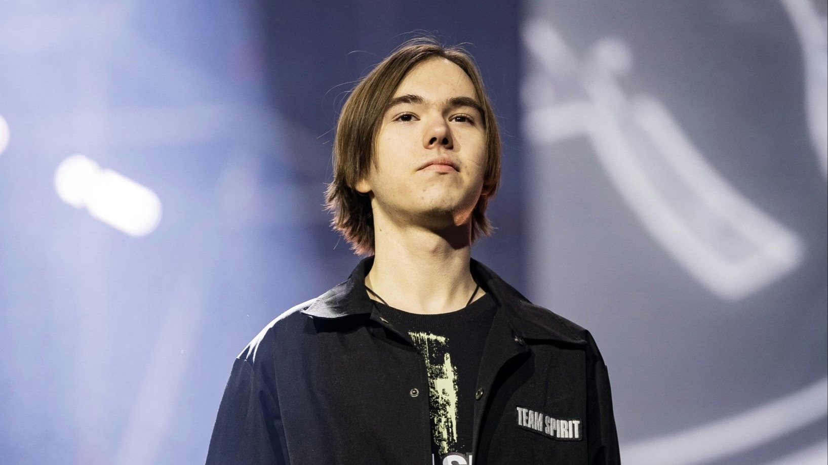 LPL春季赛今日首发：Doinb中路对决小虎