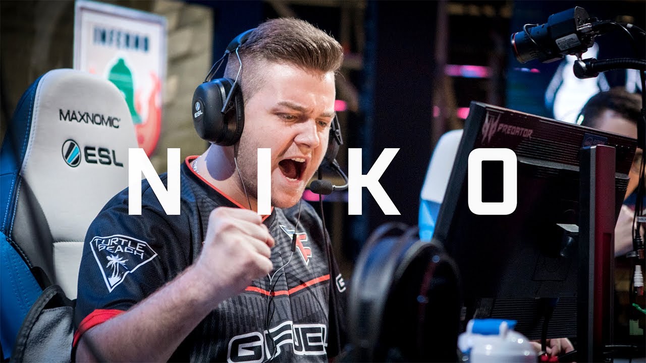 Scout ：第一局中路的团战就我们觉得可以打就打了