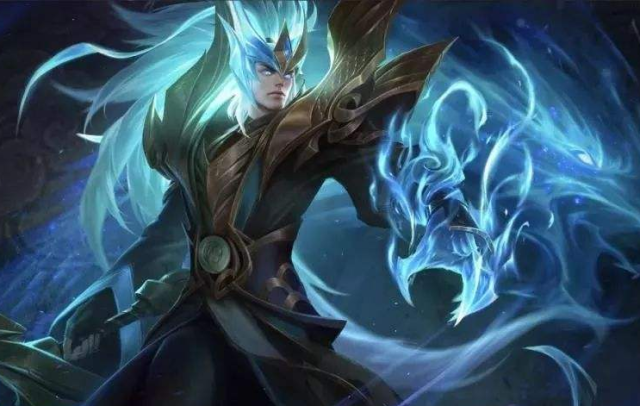 Way 神泰坦在整场比赛中表现出色 Smash 羽毛到处飞舞，赢得了第一场比赛 T1 2-1 KT Rolster