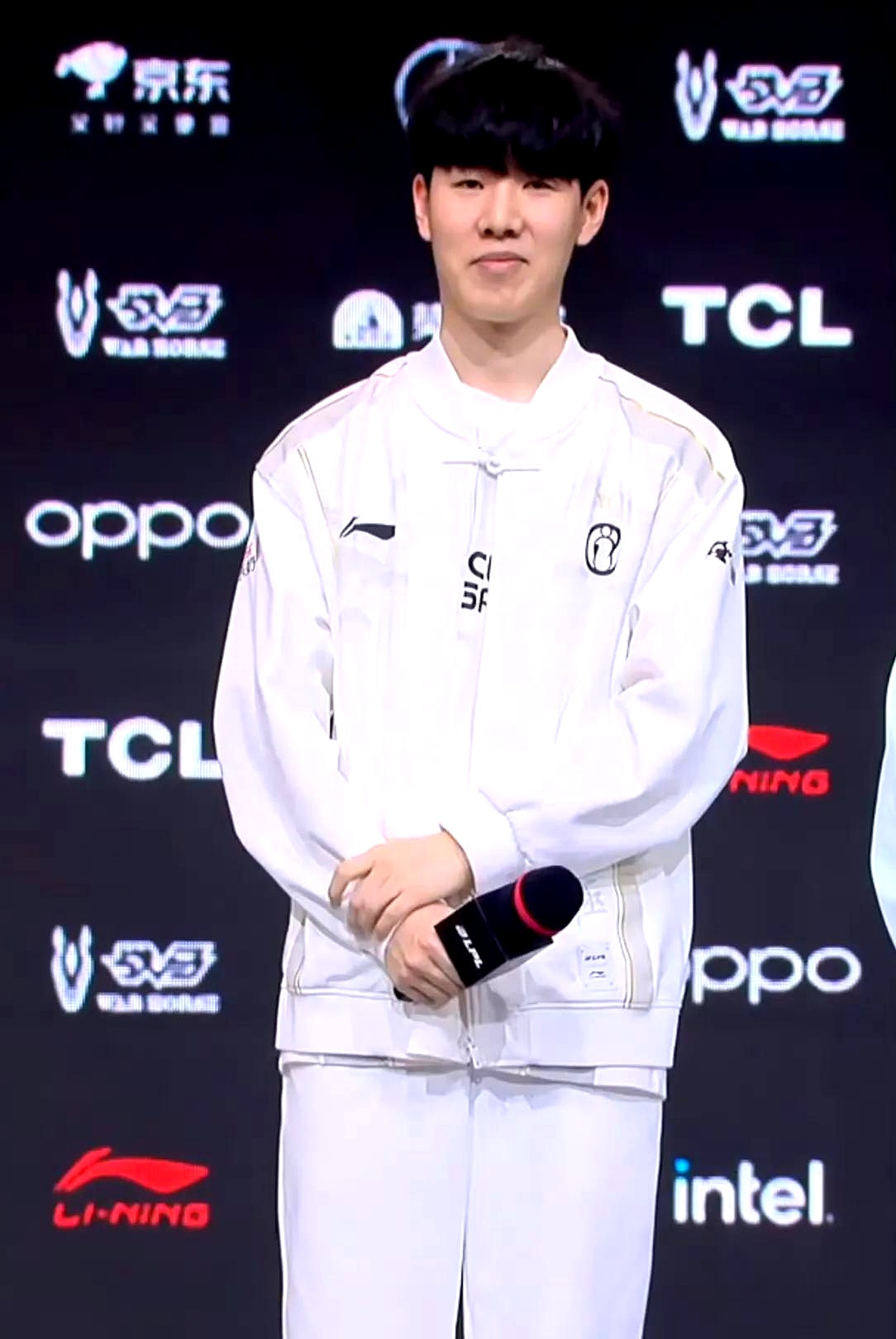 100 Thieves 在 VCT Americas 2025 Kick-off 中排名最后，Nadeshot 批评比赛格式