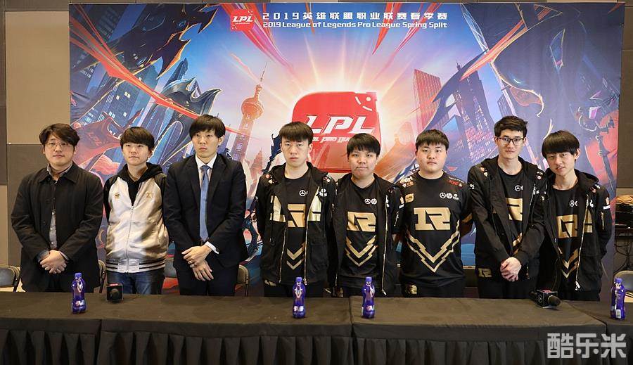 LPL季后赛：今天16：45 EDG vs FPX