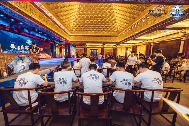 直播吧专访TES. Tian ：看到粉丝的大喇叭都会流汗害怕；期待交手Wei！