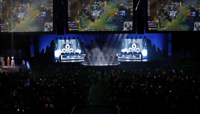 LCK常规赛第五周结束：GEN 10-0未尝一负，Canyon领跑POG